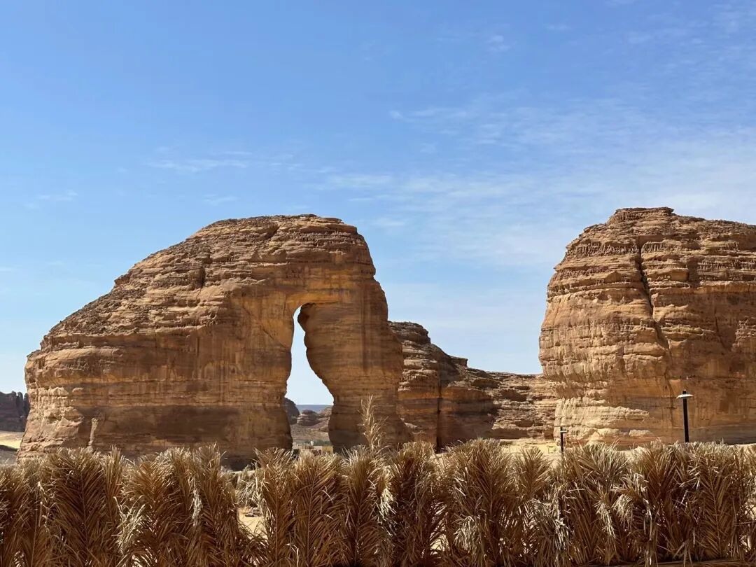 Elephant Rock against a clear sky.