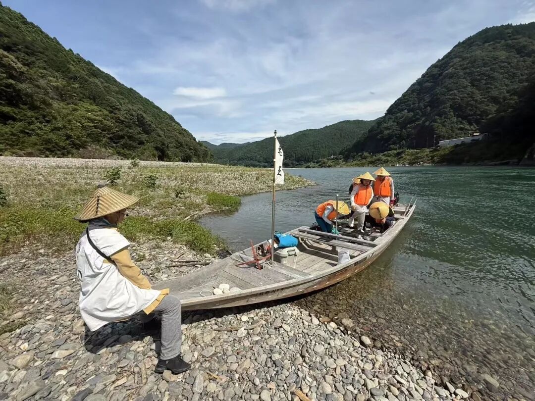 A traditional boat on the Kumano River.