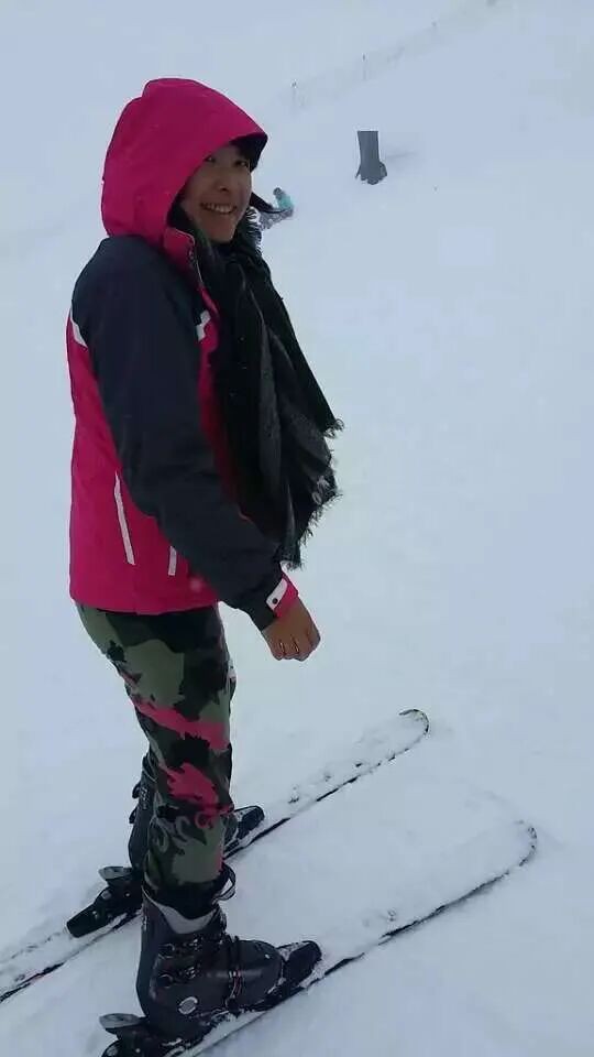 My daughter on the snow.
